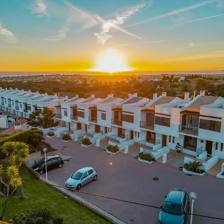 بيت للعطل Townhouse Ocean Joy -com Piscina E Bbq Em *