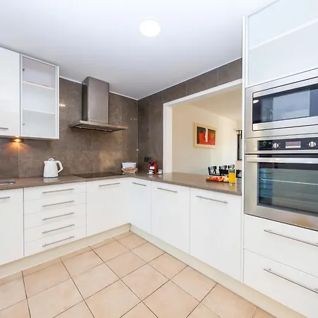 Townhouse Ocean Joy -com Piscina E Bbq Em بيت للعطل